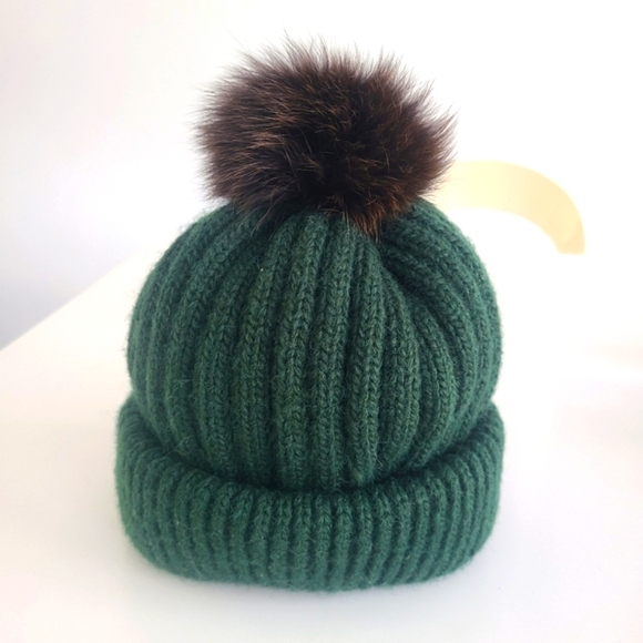Accessories - Winter knitted hat / beanie